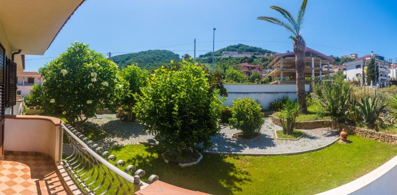 Villa Pomelia Santa Domenica  Eksteriør billede