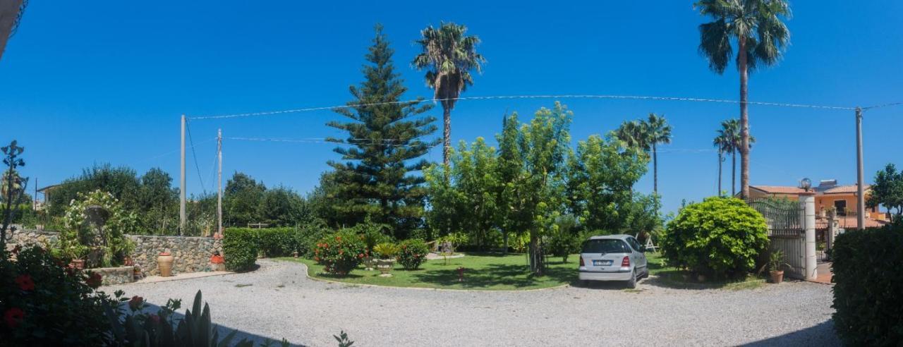 Villa Pomelia Santa Domenica  Eksteriør billede